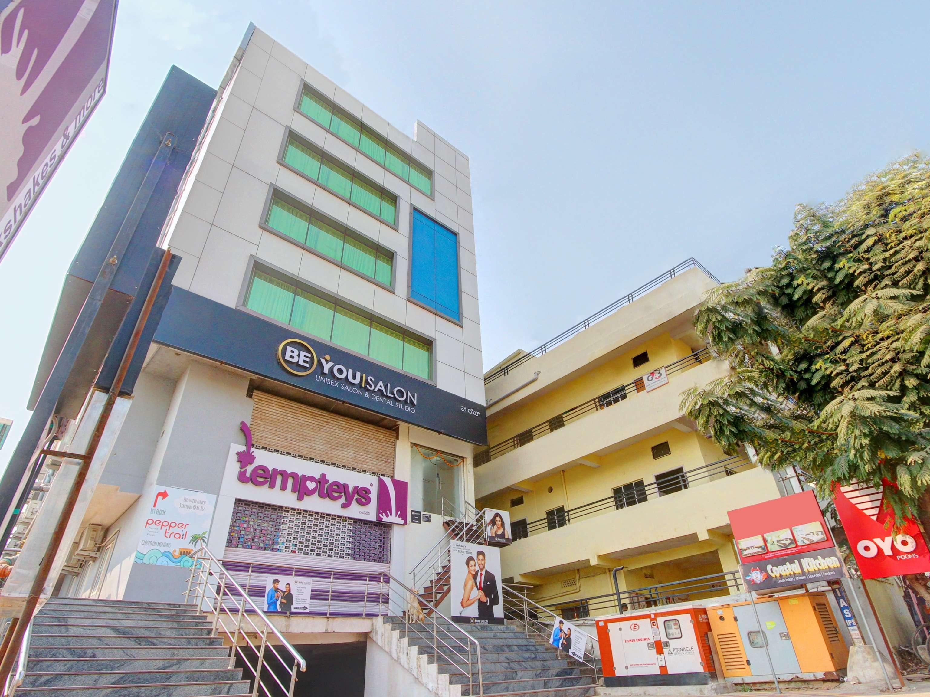 Oyo Flagship 7691 Kanha Boutique Hotel Hyderabad Exterior photo